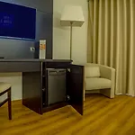 Dona Maria, Affiliated By Melia Otel Covilhã