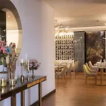 Отель Dona Maria Affiliated By Melia 4*