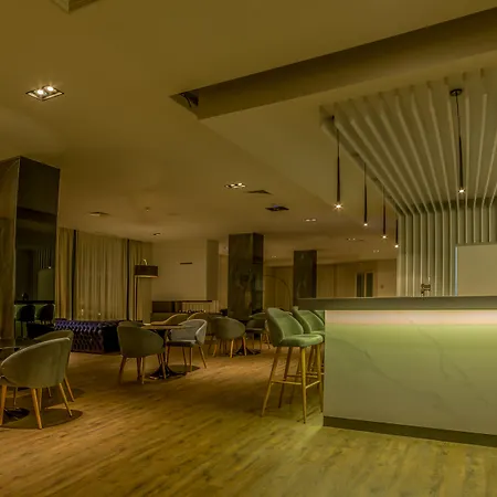 Hotel Dona Maria, Affiliated By Melia 4*